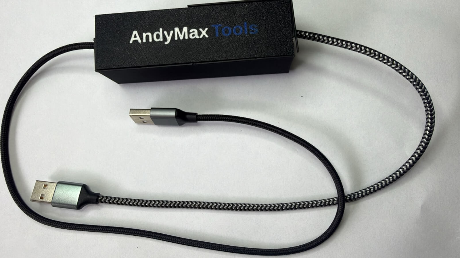 Cavo USB dedicato brandizzato AndyMax Tools